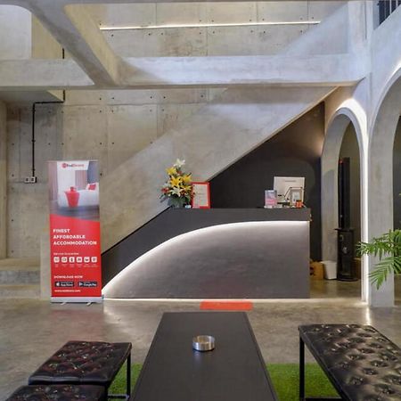 Reddoorz Plus Near Kawasan Sam Poo Kong Семаранг Экстерьер фото